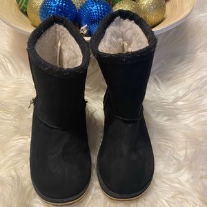 Black faux fur lined winter boots! 🎄 Christmas Special 🎄 SAME DAY SHIP!